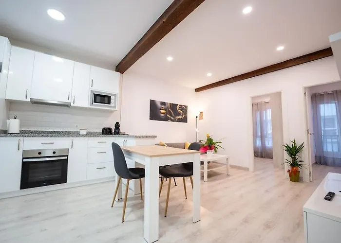 Cisneros Apartment